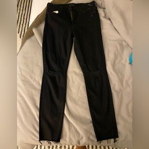 MOTHER Jeans- Looker Ankle Fray